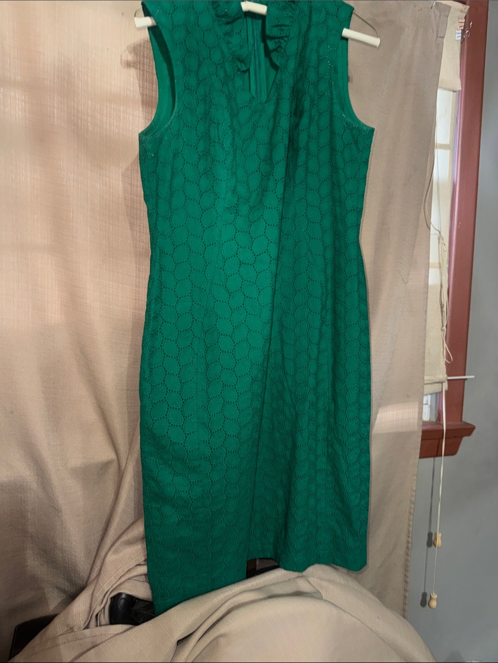 Sleeveless Green Lace Sheath Dress-66